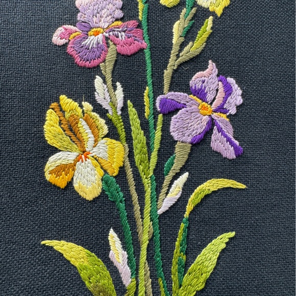MCM Hand Embroidered Crewel Flower Black Background Unframed - Picture 3 of 9
